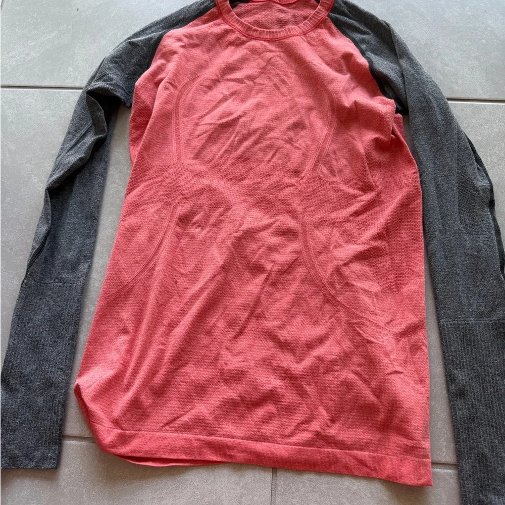 Lululemon swiftly tech 2 tone